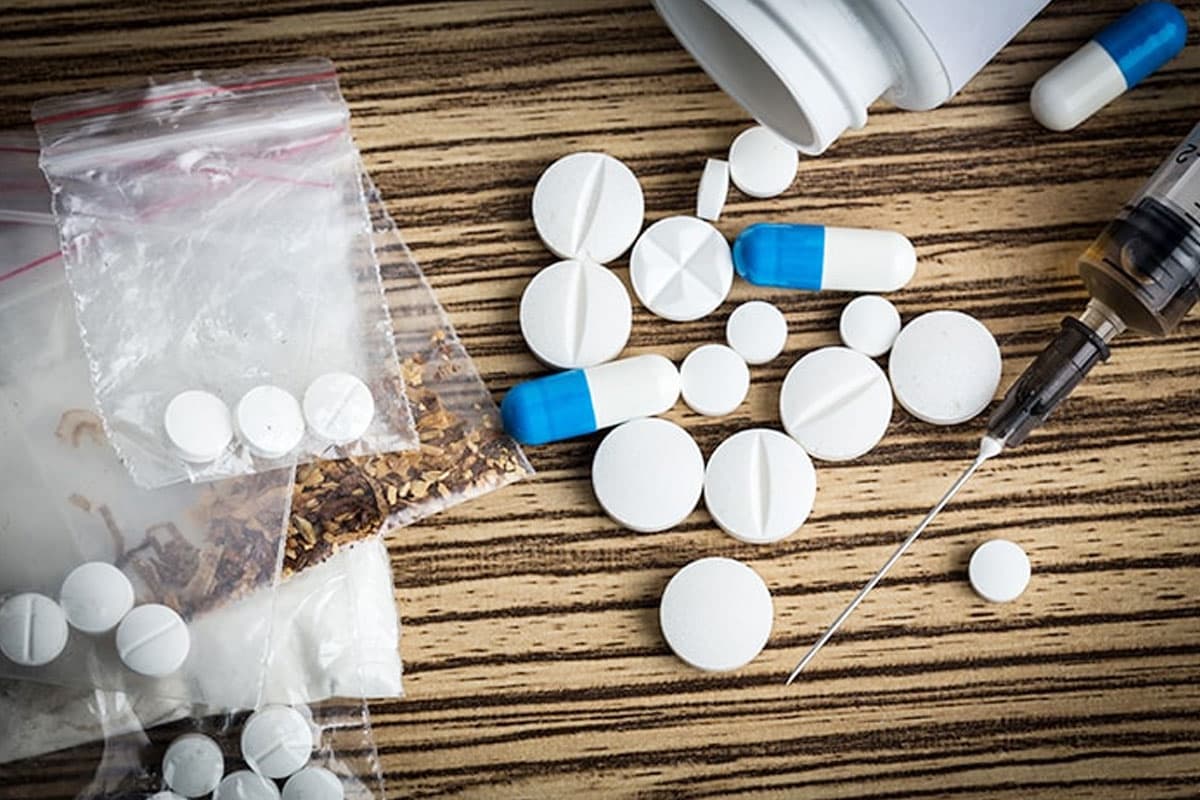 Dipesan Melalui Akun Facebook 'ANONYM', Pemuda di Garut Nekat Edarkan Ratusan Butir Obat Terlarang